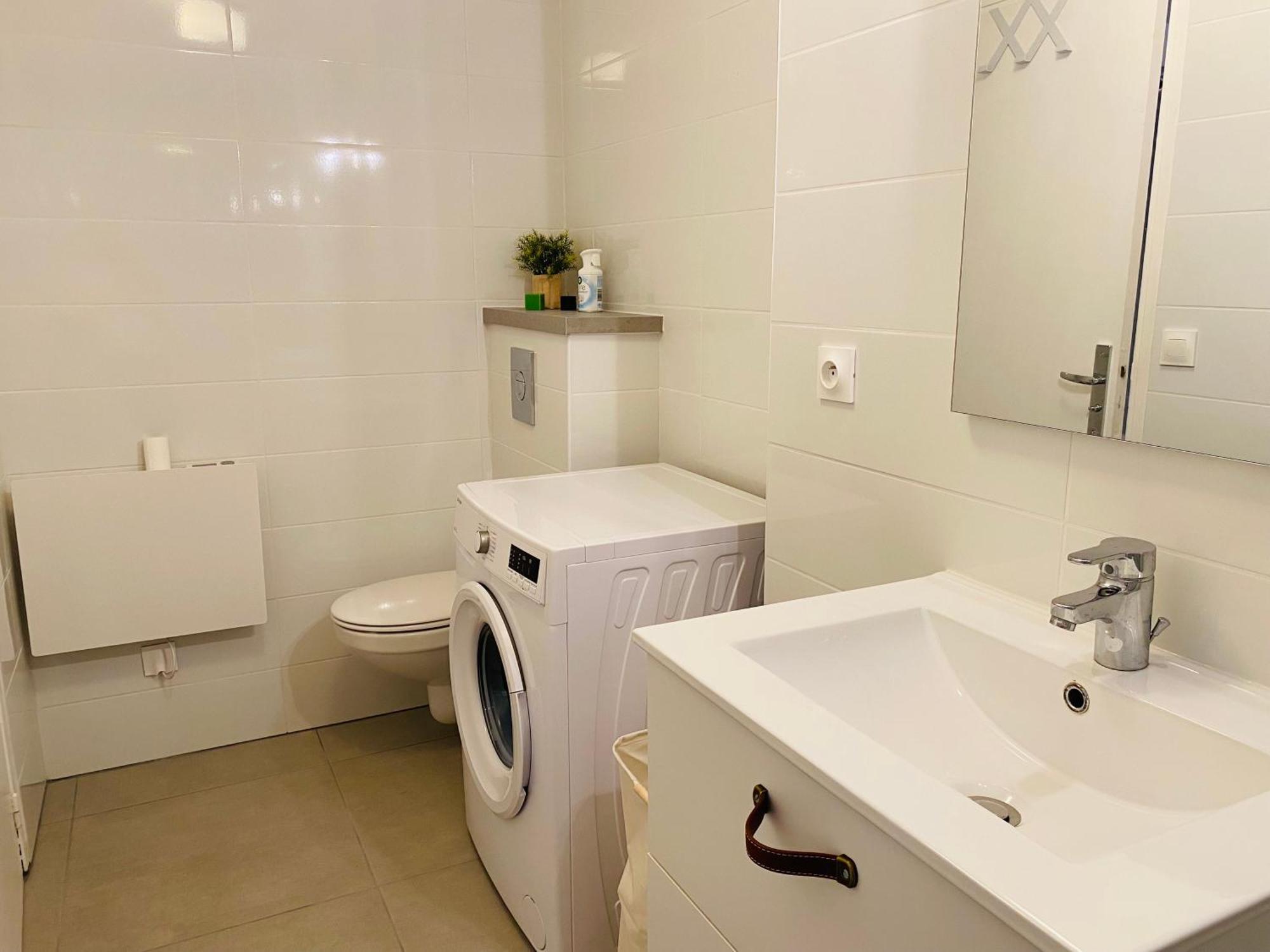 Le Saint Cyrice Apartment *